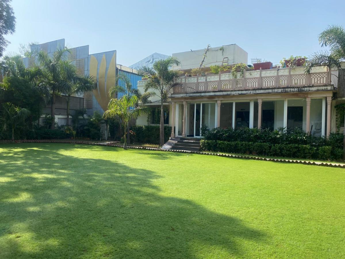 Hotel Cedar Jaipur Luaran gambar
